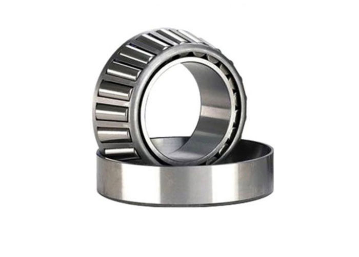 O rolamento de rolo 30217 85*150*30.5 do atarraxamento do aço de Chrome milímetro para o motor viaja de automóvel a longa vida