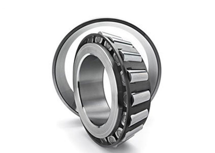 Rolamento de rolo 30313 do atarraxamento do padrão elevado no grande estoque com a longa vida usada no tamanho 65*140*33mm dos carros
